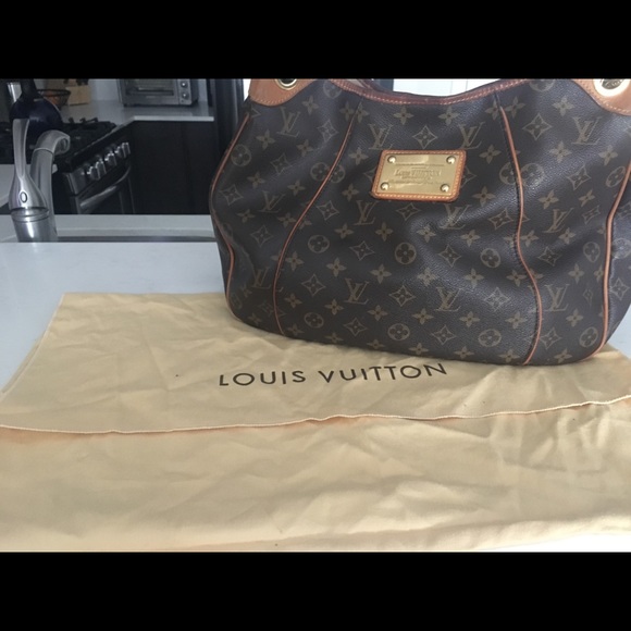 LOUIS VUITTON MONOGRAM GALLIERA PM - Picture 7 of 7
